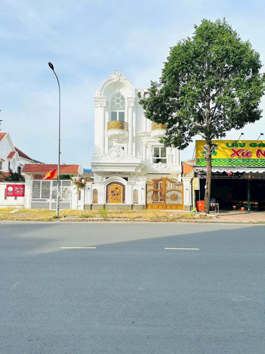 SIÊU PHẨM BIỆT THỰ MẶT TIỀN 1B KDC NAM LONG